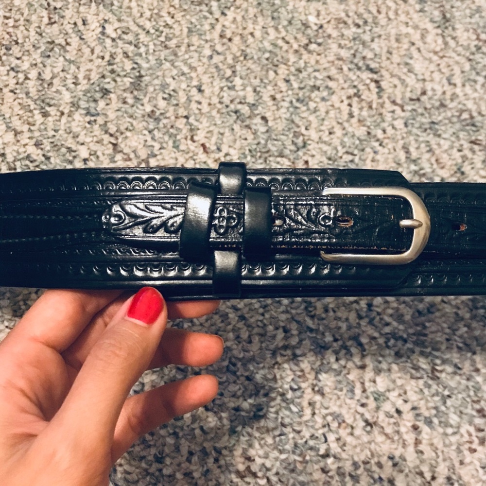 Vintage Western Belt - Black Tooled Leather